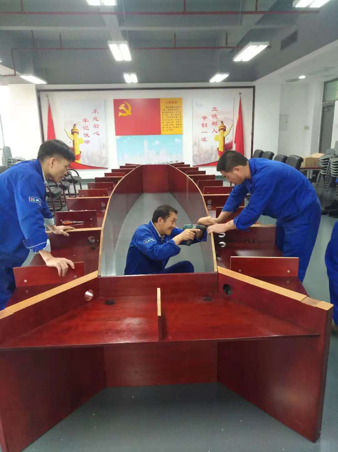萬家燈火搬家公司告訴你拆除家具的方法！
